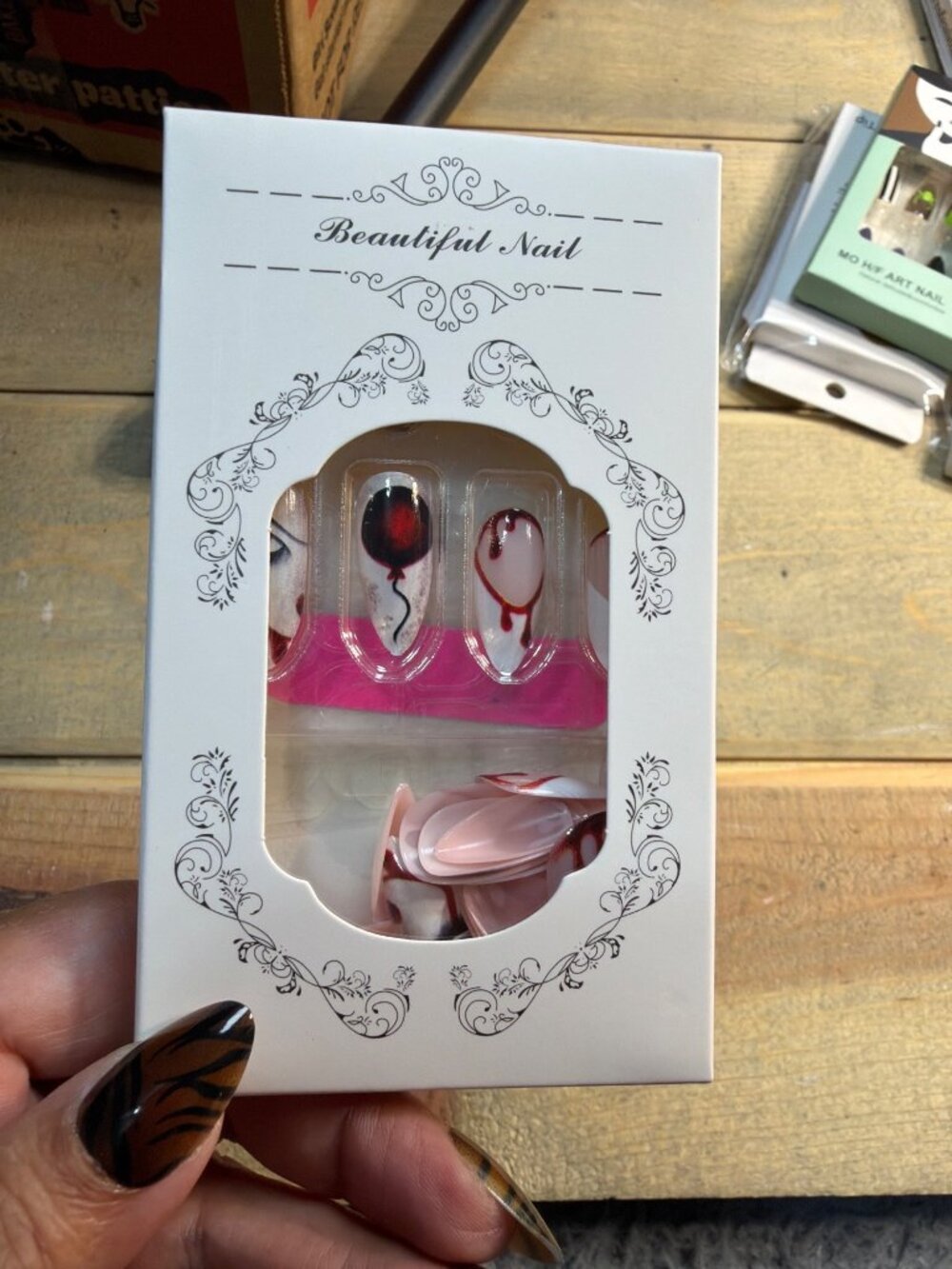 24-Piece Almond Press-On Nails Halloween IT Clown and Blood